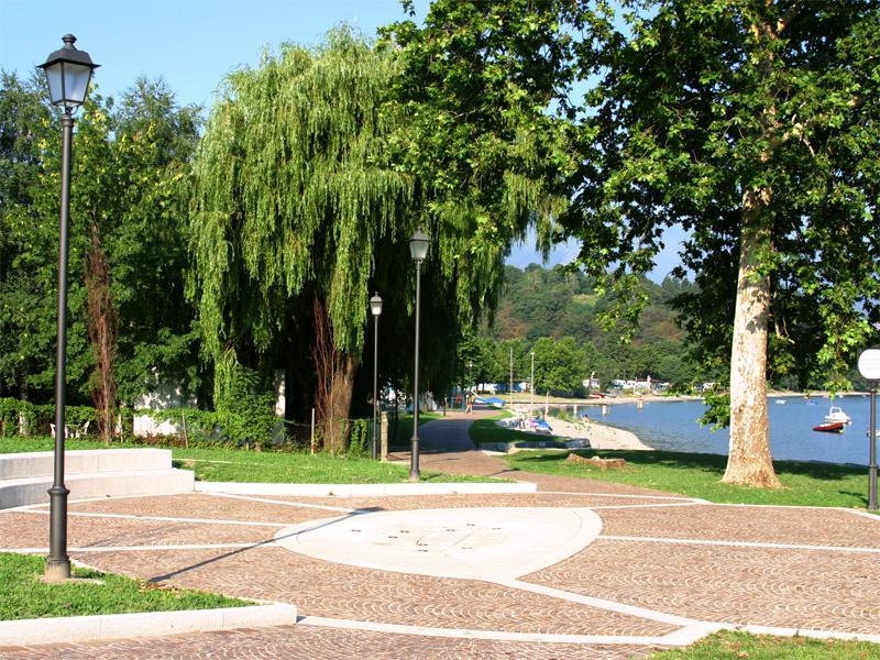 Sole E Luna - Luna Terrassen-Ferienwohnung Colico Esterno foto